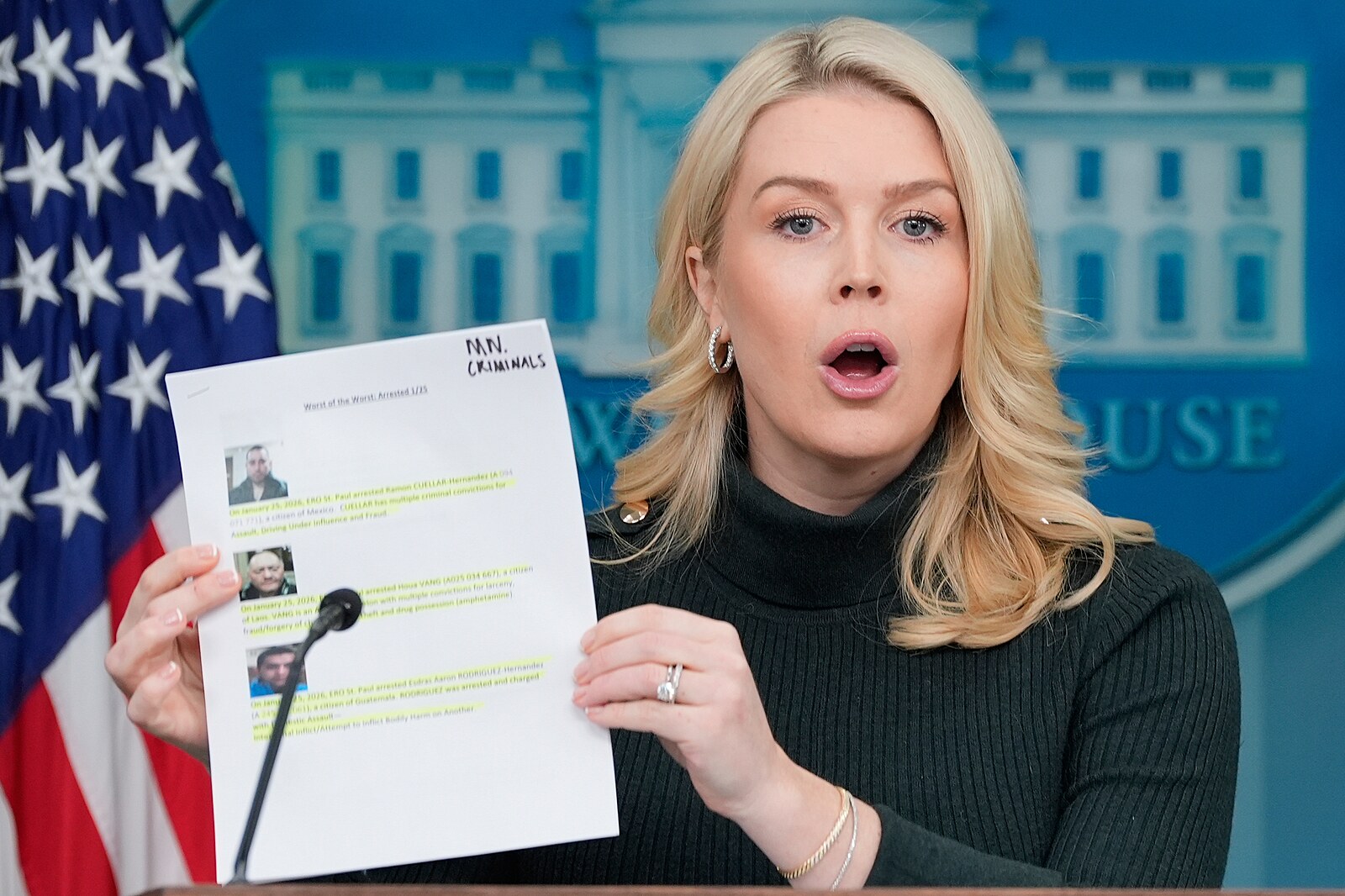 Trump nechce další mrtvé v ulicích, od deportací však neustoupí, řekl Bílý dům