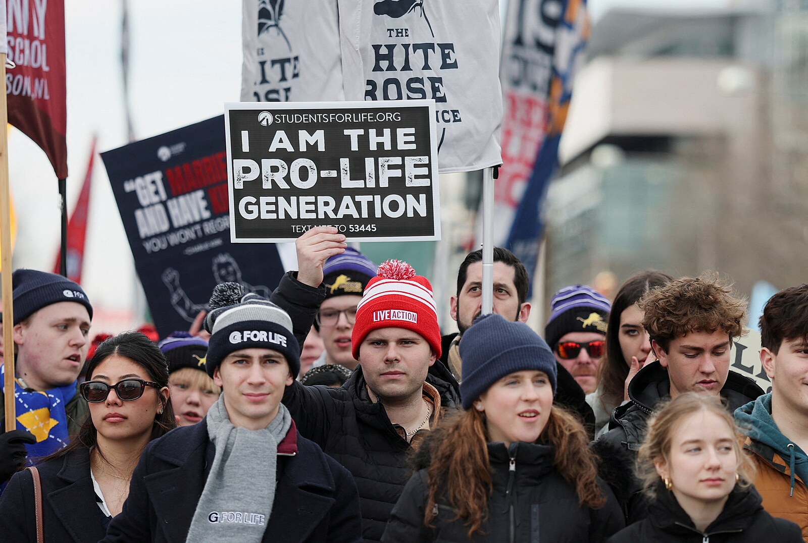 Potratové pilulky poštou? Zakažte to, volali z Pochodu pro život ve Washingtonu