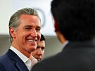 Kalifornský guvernér Gavin Newsom na Sv�tovém ekonomickém fóru ve �výcarském...