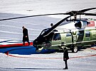Americký prezident Donald Trump vystupuje z vrtulníku Marine One p�i p�íletu na...