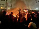 Na snímku z videa jsou vid�t demonstranti, kte�í op�t vy�li do ulic Teheránu...