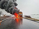 Na d�lnici D46 sho�el d�lkov� autobus. (29. ledna 2026)
