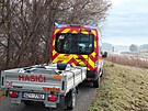 Hasi�i z Kvasic na Krom��í�sku opakovan� zasahovali na �ece Morav� kv�li...