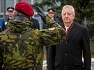 Ministr obrany Jarom�r Z�na nav�t�vil t�borsk� kas�rna Prokopa Hol�ho. (23....