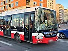 V pra�sk�ch Let�anech narazil autobus do sloupu. (20. ledna 2026)