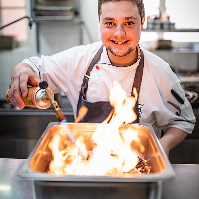 St�edn� �kola obchodu, slu�eb a �emesel T�bor zve na prohl�dky