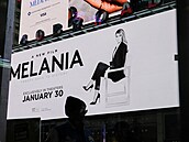 Billboardy v USA k premié�e filmu Melania. (leden 2026)
