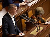 Poslanci na sch�zi Poslanecké sn�movny projednají p�erozd�lení finan�ních...