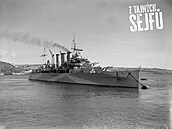 HMs Berwick. Odtud Britové �ídili celou operaci.