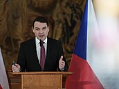 Ministr zahrani�í na tiskové konferenci promluvil o své komunikaci s...