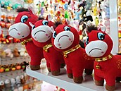 �ervený koník se smutným výrazem se stal v �ín� ne�ekaným hitem. Lidem...