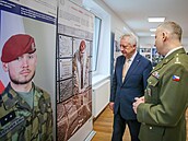 Ministr obrany Jaromír Z�na nav�tívil táborská kasárna Prokopa Holého. (23....