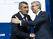 Premiér a p�edseda ANO Andrej Babi� a první místop�edseda hnutí Karel Havlí�ek,...
