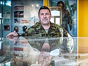 Od za�átku roku má liberecký 31. pluk chemik� nového velitele Radka Malinu.