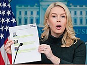 Tisková mluv�í Bílého domu Karoline Leavitt hovo�í b�hem tiskové konference v...