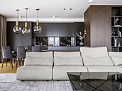 Kuchy� n�meckého výrobce Bulthaup je lad�na tak, aby se shodovala se zbytkem...