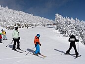 Lidé ly�ují ve st�edisku Killington Ski Resort ve Vermontu. (18. února 2025)