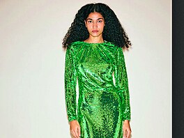 T�pytkami nic nezkazíte. Nejlépe vyniknou na jednodu�e st�i�ených �atech. I...