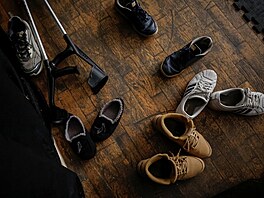 Divadlo veterán�. Zran�ní ukrajin�tí vojáci nazkou�eli v Kyjev� experimentální...