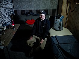 Divadlo veterán�. Zran�ní ukrajin�tí vojáci nazkou�eli v Kyjev� experimentální...