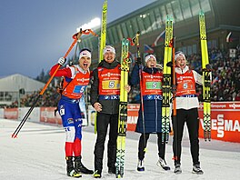 Michal Kr�má�, Vít�zslav Hornig, Tereza Voborníková a Jessica Jislová slaví...