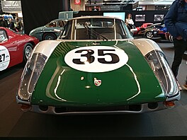 Závodní speciály na veteránském autosalonu Rétromobile v Pa�í�i (leden 2026)