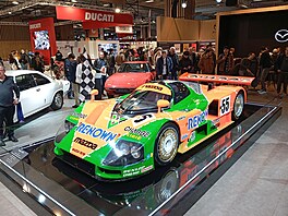 Závodní speciály na veteránském autosalonu Rétromobile v Pa�í�i (leden 2026)