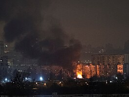 Ruské drony úto�ily na ukrajinské hlavní m�sto Kyjev, jeden �lov�k zem�el. (24....