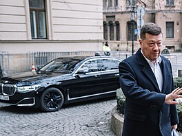 Jednání zástupc� vlády a odbor� o navý�ení plat� ve ve�ejném sektoru a státní...