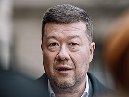 Jednání zástupc� vlády a odbor� o navý�ení plat� ve ve�ejném sektoru a státní...