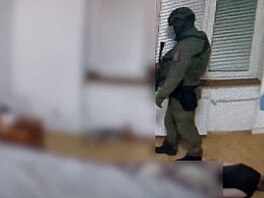 V�echny pobiju! Mu� vyhro�oval bývalé dru�ce, p�i�la si pro n�j zásahovka