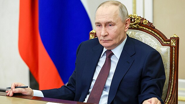 Ruský prezident Vladimir Putin v Kremlu na zasedání s vládou (21. ledna 2026)