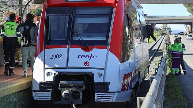 Na jihov�chod� �pan�lska v provincii Murcia narazil osobn� vlak do je��bu. (22. ledna 2026)