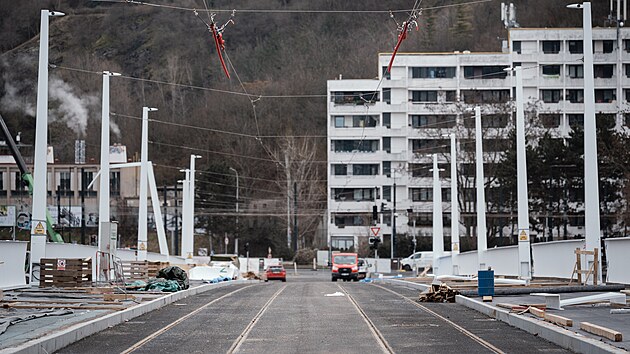 Napojov�n� Dvoreck�ho mostu na tramvajovou s�. (27. ledna 2026)