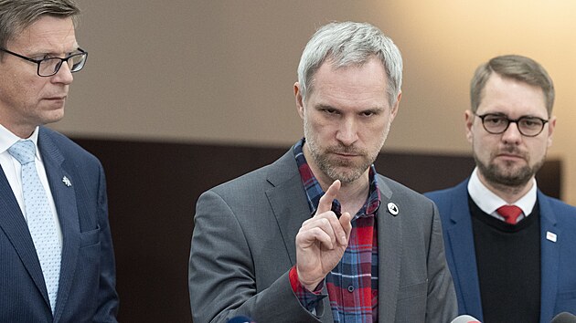 P�t opozi�n�ch stran vyvol� hlasov�n� o ned�v��e vl�d�, ozn�mil ve Sn�movn� p�edseda ODS Martin Kupka. (28. ledna 2026)