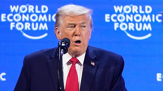Prezident Donald Trump hovo�� b�hem 56. v�ro�n�ho zased�n� Sv�tov�ho ekonomick�ho f�ra (WEF) ve �v�carsk�m Davosu. (21. ledna 2026)