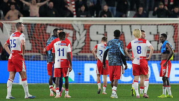 Smutn� hr��i Slavie po por�ce s Pafosem.