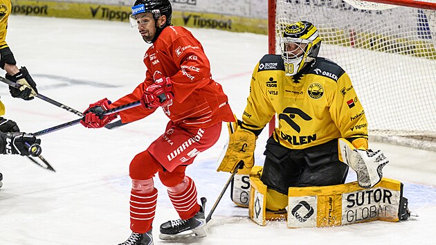 Olomouck� �to�n�k Luk� Nahodil p�ed brank��em Pavlem �ajanem z Litv�nova