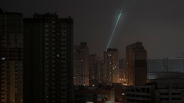 Rusk� drony �to�ily na ukrajinsk� hlavn� m�sto Kyjev, jeden �lov�k zem�el. (24. ledna 2026)