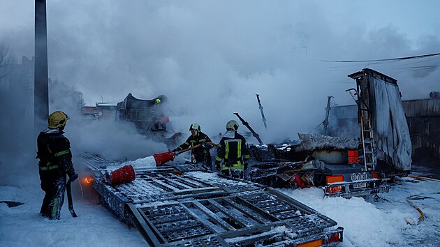 N�sledky rusk�ho dronov�ho �toku na ukrajinskou metropoli Kyjev. (24. ledna 2026)