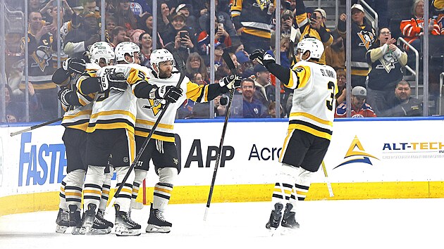 Hr��i Pittsburghu zaplavili Edmonton t�emi rychl�mi brankami.