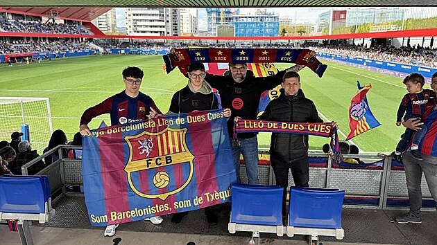 Oficiální �eský fanklub FC Barcelona na výjezdu.