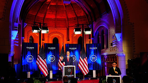 Americk� ministr financ� Scott Bessent ve �v�carsk�m Davosu na v�ro�n�m zased�n� Sv�tov�ho ekonomick�ho f�ra. (20. ledna 2026)