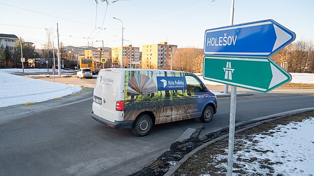 Zl�nsk� radnice chyst� napojen� kruhov� k�i�ovatky na Kocand� na s�dli�ti Ji�n� Svahy na ��st Podles�. (leden 2026)