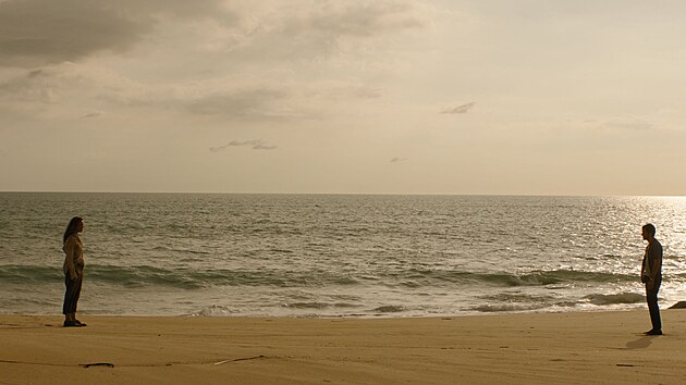 Rachel McAdamsov� a Dylan O�Brian ve filmu SOS