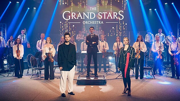 The Grand Stars Orchestra uv�d� velkolep� p�edstaven� Hollywood Music Experience, ve kter�m o��v� hudba z nejzn�m�j��ch a nejobl�ben�j��ch hollywoodsk�ch film�.
