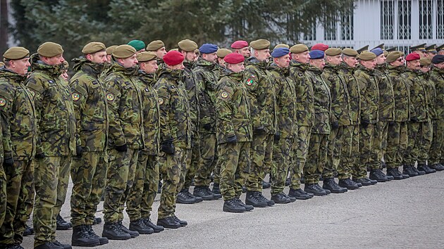 Ministr obrany Jarom�r Z�na nav�t�vil t�borsk� kas�rna Prokopa Hol�ho. (23. ledna 2026)