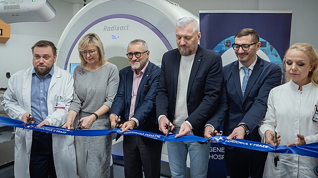 Ve VFN Praha byl p�edstaven nov� oza�ova� Radixact, kter� umo��uje efektivn�j�� l��bu i obt�n� l��iteln�ch onkologick�ch pacient�. (27. ledna 2025)