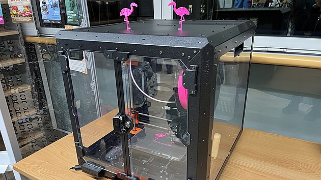 N�v�t�vn�ci Krajsk� v�deck� knihovny v Liberci maj� novou Kreativn� knihovnu. Ta nahradila p�vodn� Hudebn� knihovnu ve �tvrt�m pat�e. Prostor je nejen pro hudebn�ky, ale i pro kreativce.