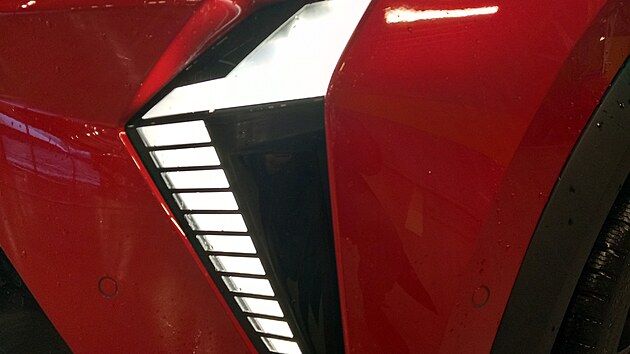 Mitsubishi se u� n�jakou dobu netaj� t�m, �e vyv�jet vlastn� modely pro Evropu je p��li� drah� �p�s, a tak Japonci op�t s�hli do reg�lu alian�n�ho partnera.